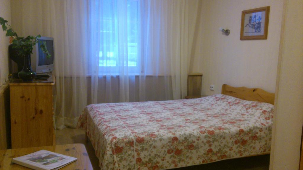 Pansionaat Valentina Hotel Narva-Jõesuu Buitenkant foto